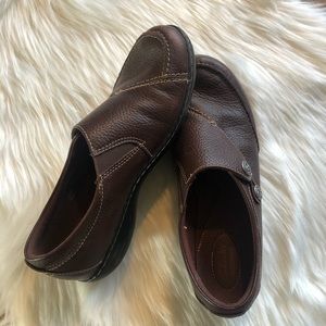 Clarks woman’s shoes